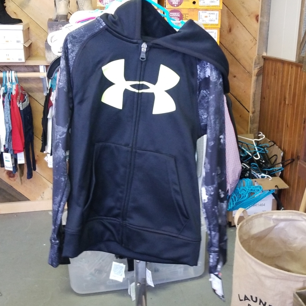 Nwt boys under armour jacket